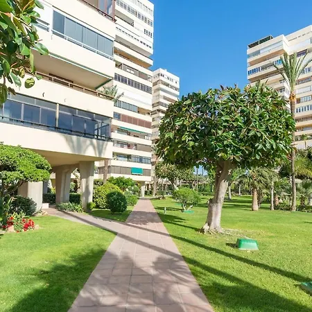 De Lujo Junto A La Playa Totalmente Equipado * Torremolinos